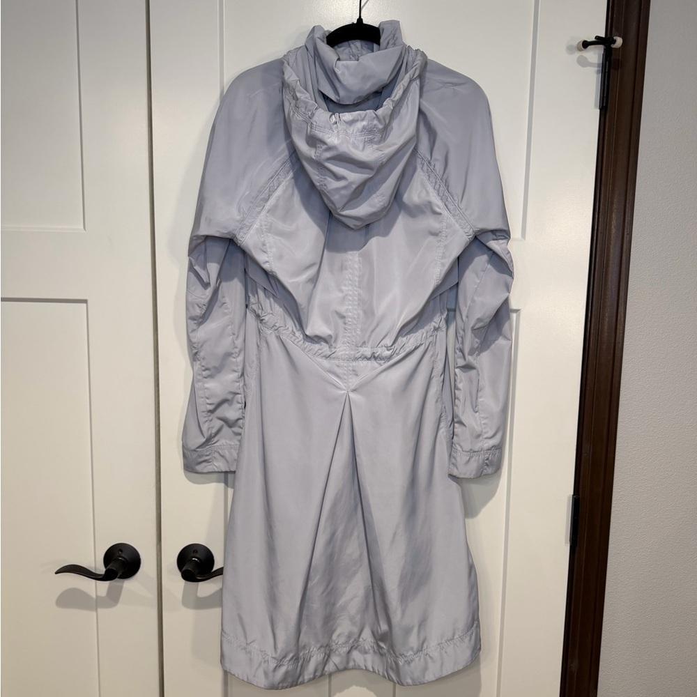 Athleta Solar Wind & Rain Anorak Jacket, Grey/Silver Medium Tall - Picture 4 of 15